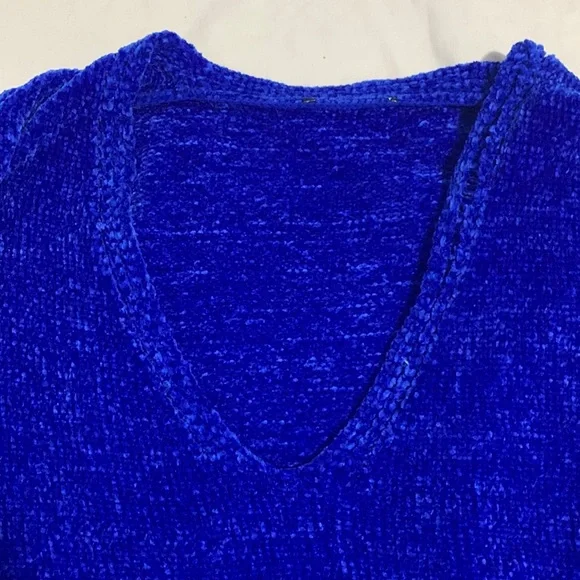 Express Cobalt Blue Chenille 3/4 Sleeve Cropped Loose Fit Sweater US Small - Picture 9 of 13